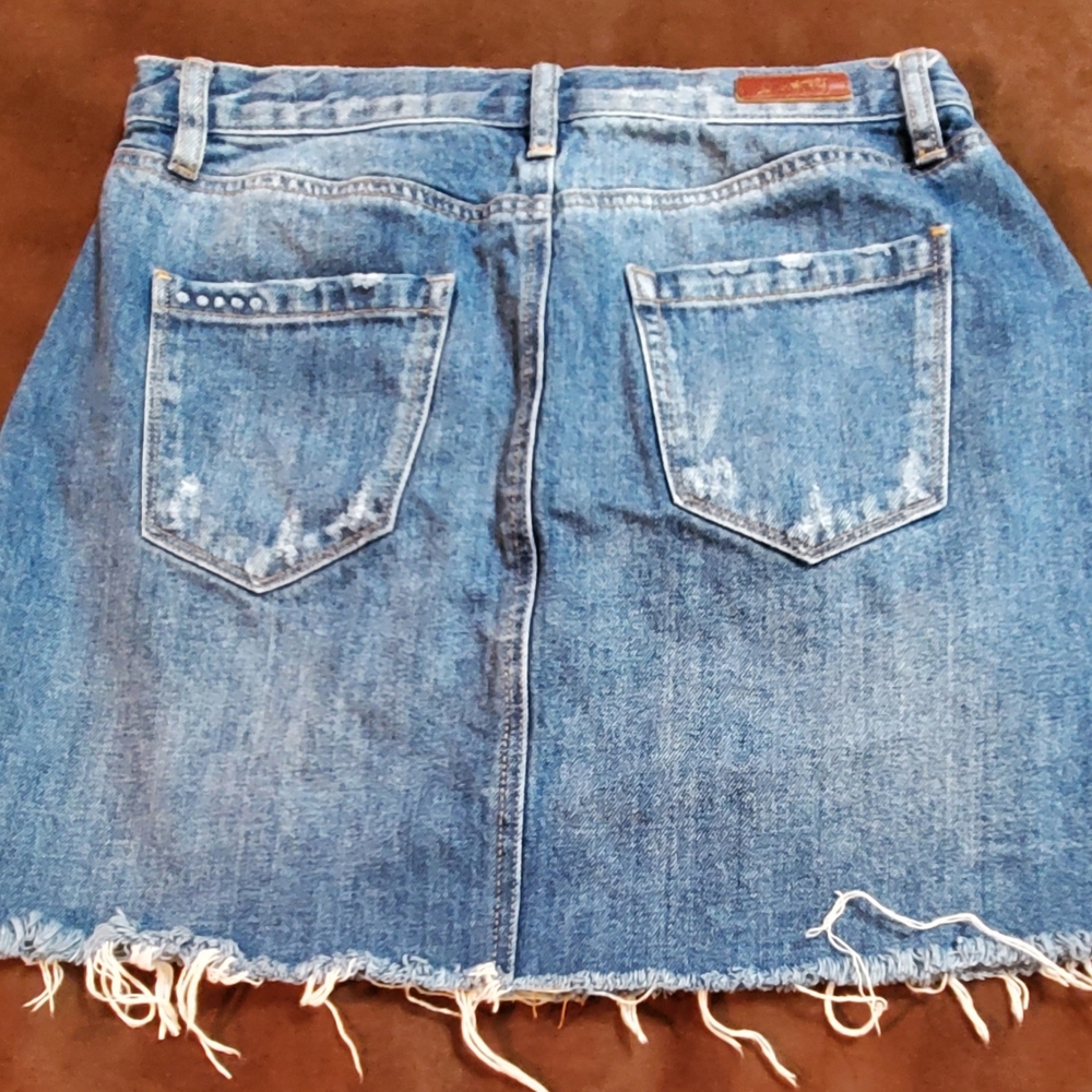 Blank NYC Women's Denim Skirt, size 28 - Picture 2 of 5